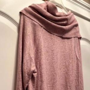 New Direction Brand Studio Style Tunic Ultra Soft Medium Size & Blush Color